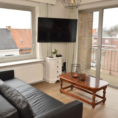 Modern And Private Studio With All Comfort! Apartment Руселаре Екстериор снимка
