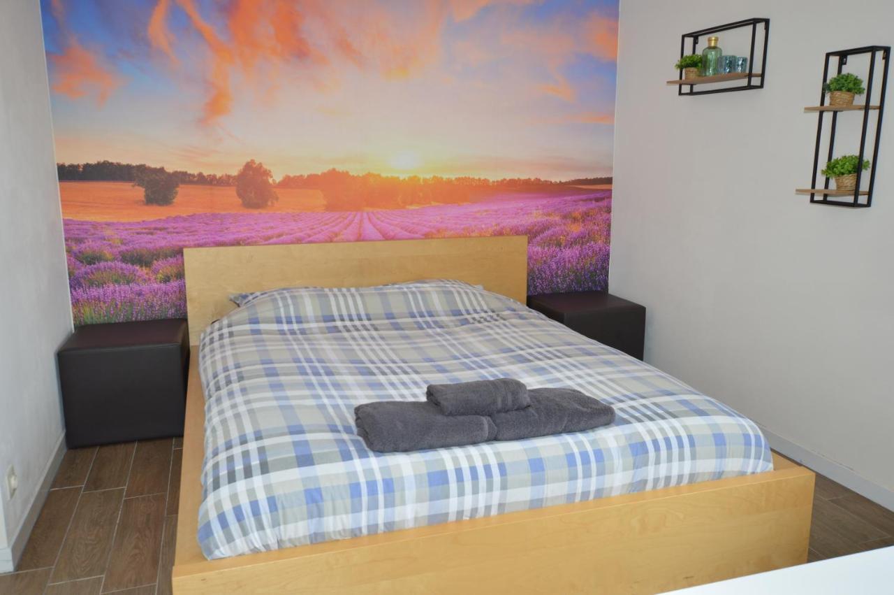 Modern And Private Studio With All Comfort! Apartment Руселаре Екстериор снимка